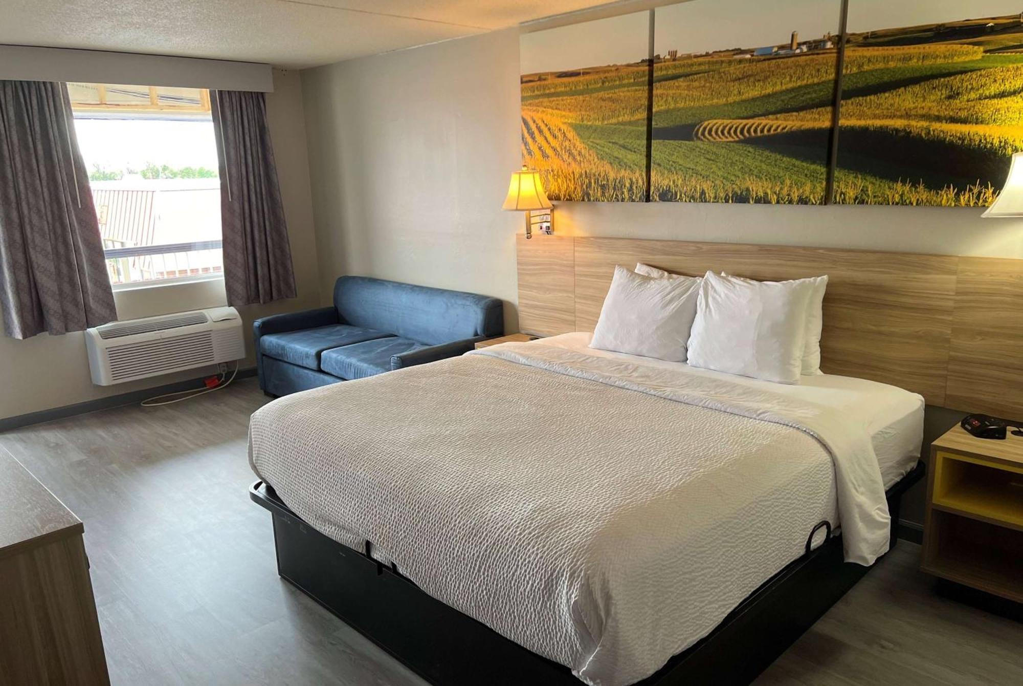 Days Inn By Wyndham Salina South Dış mekan fotoğraf