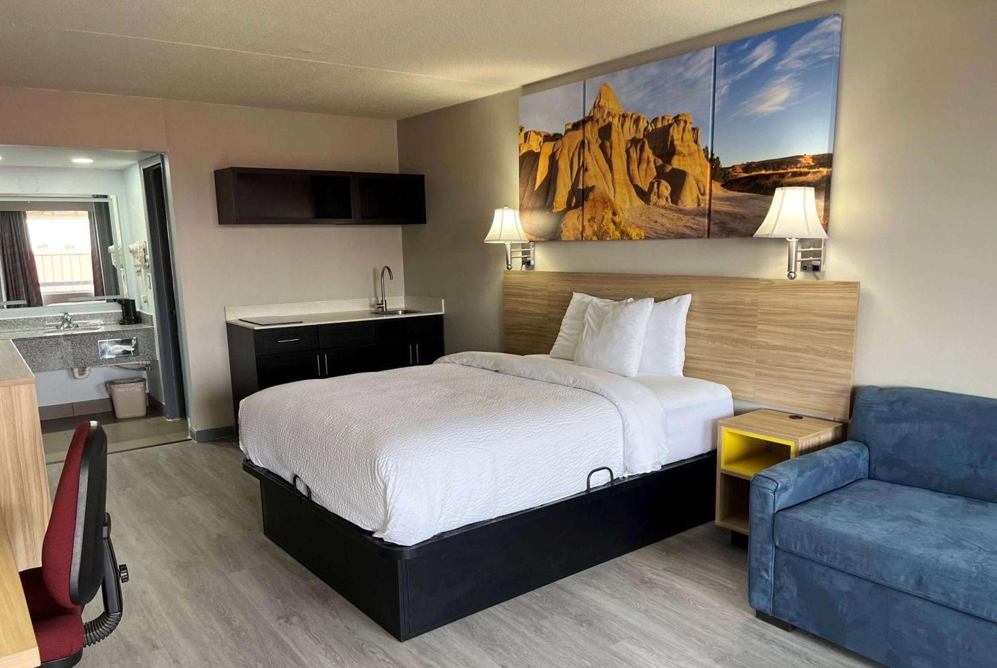 Days Inn By Wyndham Salina South Dış mekan fotoğraf