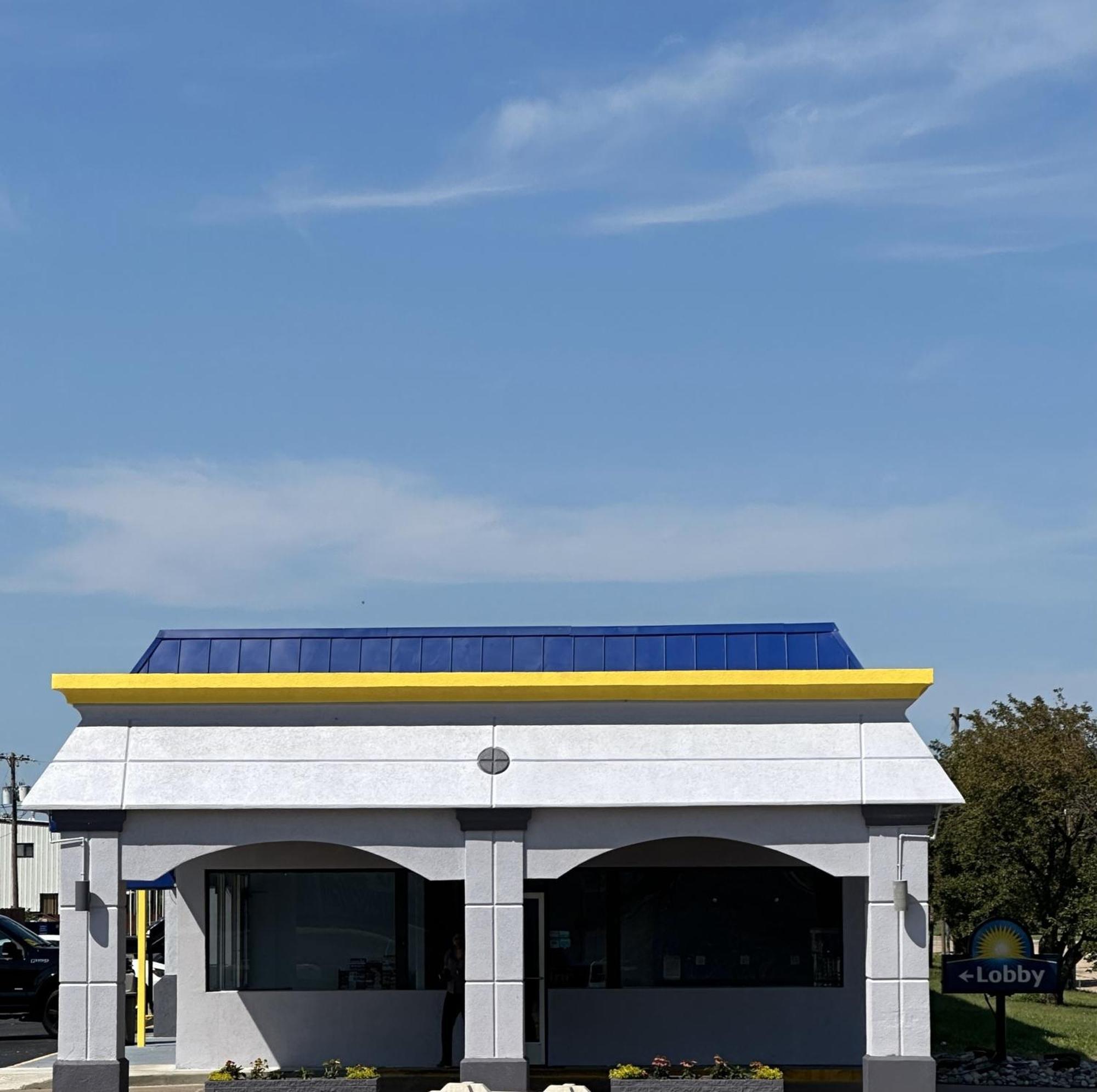 Days Inn By Wyndham Salina South Dış mekan fotoğraf