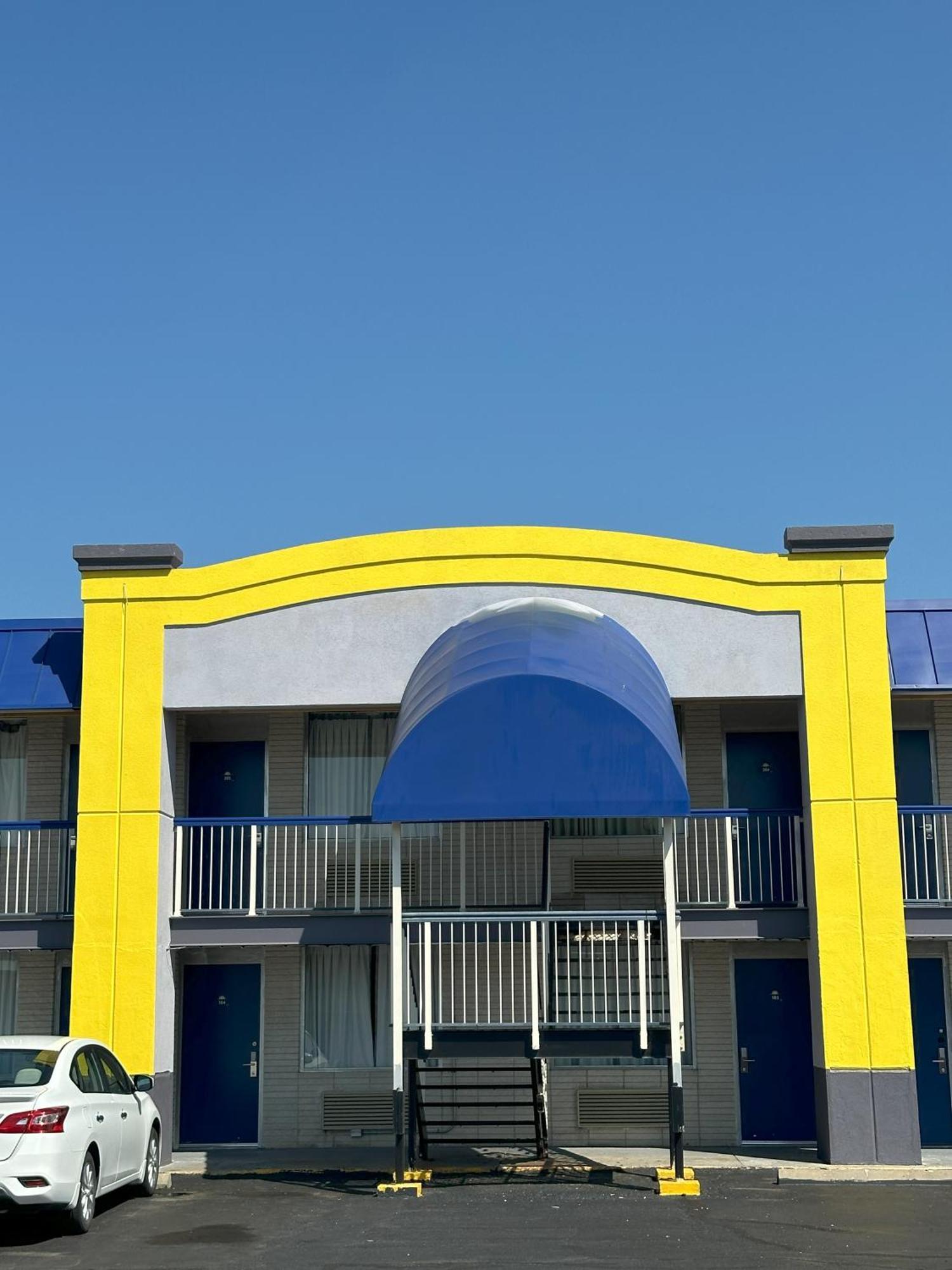Days Inn By Wyndham Salina South Dış mekan fotoğraf